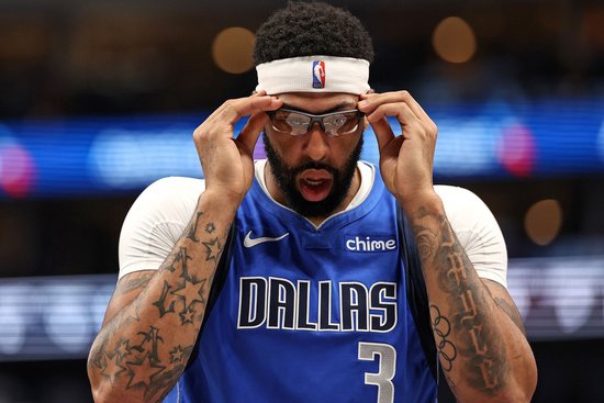 Shams：独行侠将听取其他球队对浓眉的交易报价 围绕弗拉格建队！