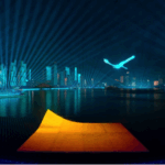 夜空中最纯正的中国红，光峰科技全彩激光探照灯首秀全运会闭幕式