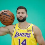 关键暴扣+干扰对手绝杀！解说：克莱伯今天必须满分 老同志立大功