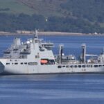 英海军补给舰一船员落水失踪 搜救无果