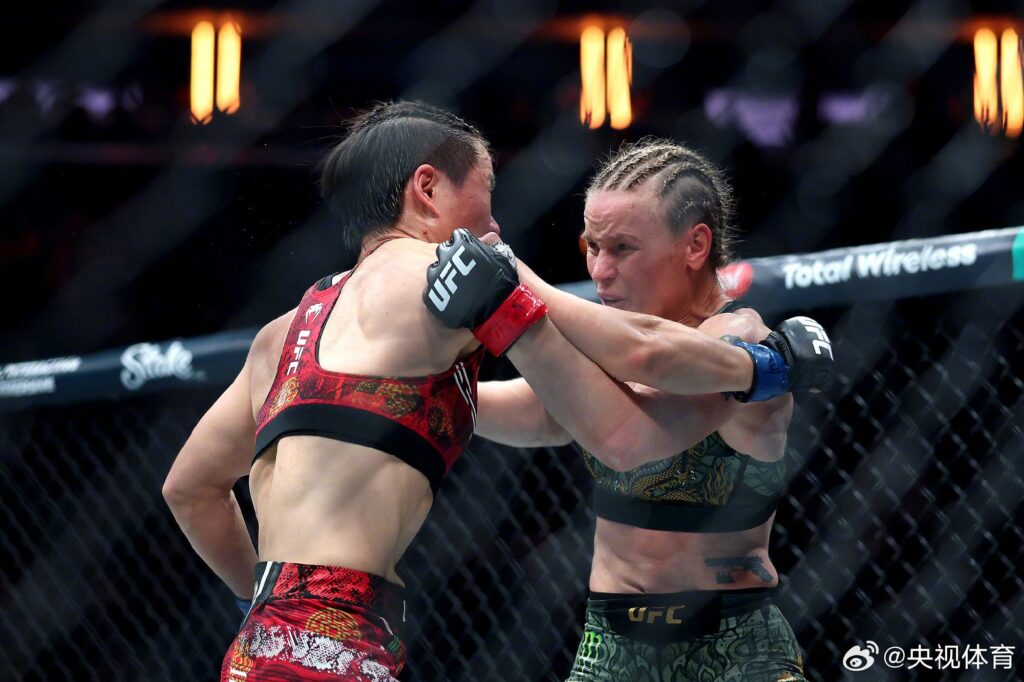 张伟丽不敌舍甫琴科 无缘蝇量级冠军