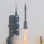 神舟二十二号飞船载货飞赴中国空间站