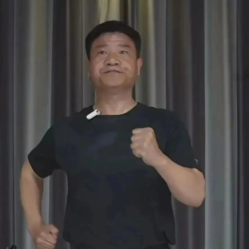 “反诈老陈”首度公开辞职后收入:三年打赏约80万元+卖货约20万元,但养羊亏了80万元