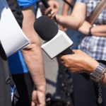 神二十乘组昨夜抵京 3.2公斤医学实验样本顺利交接