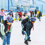 萌娃上冰 共享欢乐