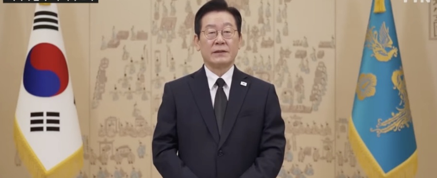 韩国济州航空客机失事一周年 李在明再次致歉