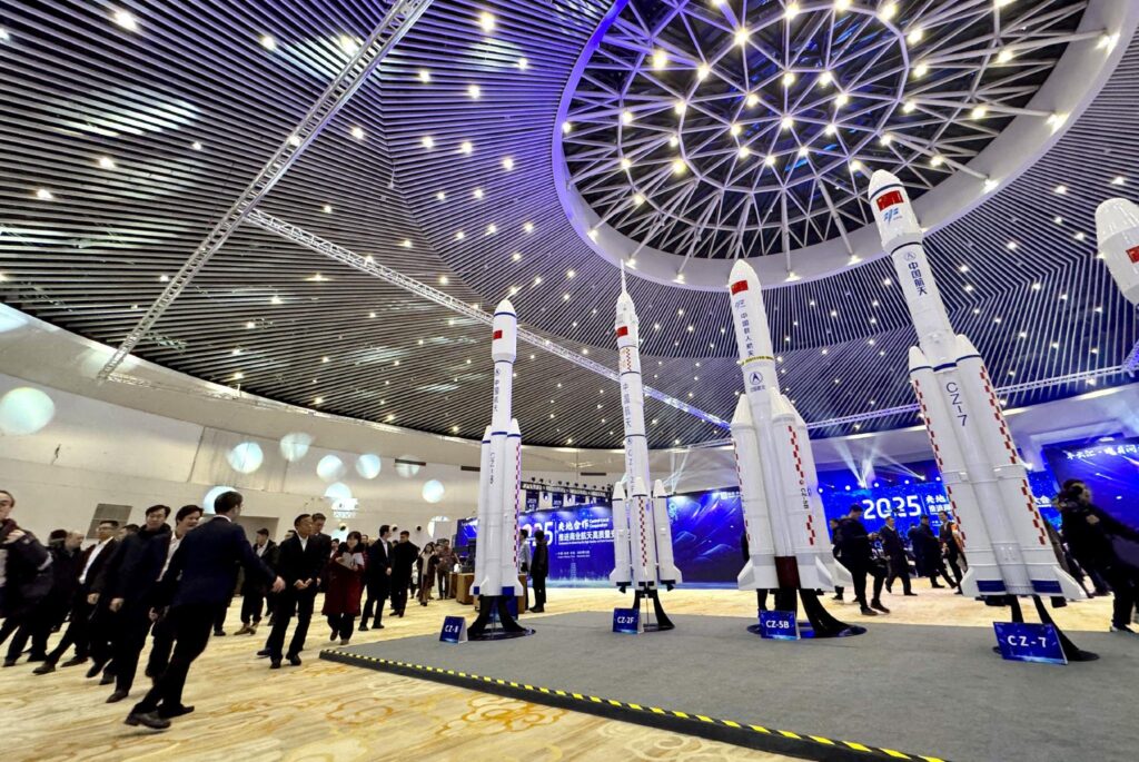 我国卫星星座规划出炉  申请数量超20万颗