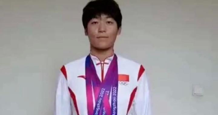 锐评丨索要奖金属实！运动员不是教练“提款机”