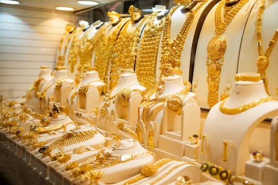 “小孩姐”用压岁钱买黄金，三年攒的“小金库”账面价值翻倍，母亲：两姐妹各自手握40多克金豆豆