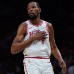 贾巴里缺阵！火箭客战奇才先发：阿门&谢泼德&伊森&杜兰特&申京