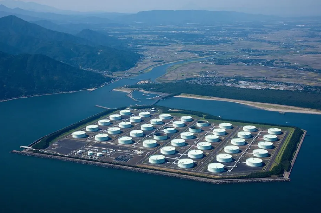 陈冰：日本想出兵中东？得看高市能不能忽悠住特朗普