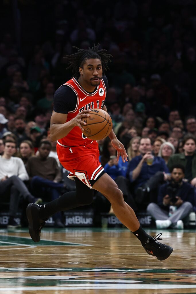 坎坷生涯…22年5号秀艾维没能获提前续约合同 被交易后赛季报销