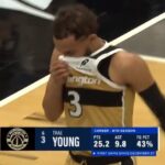新的开始！特雷·杨迎首秀 上来就强突换手上篮拿到奇才生涯首分
