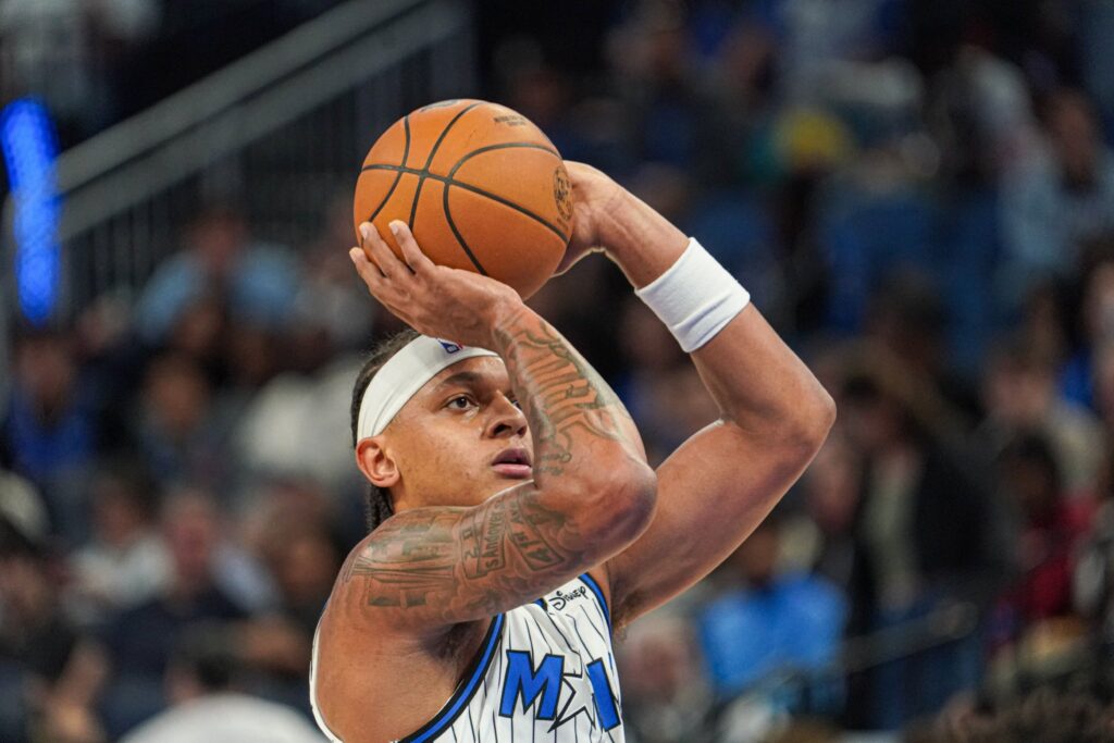 罚球等于活塞全队!班凯罗半场14罚12中拿下17分5板2助